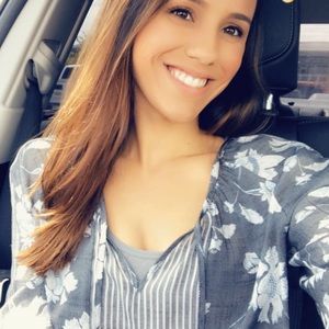 Meet your Posher, Madeline